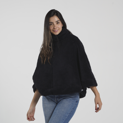 Poncho negro