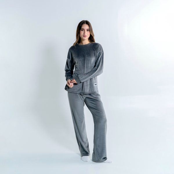Conjunto pijama yeti calentadora